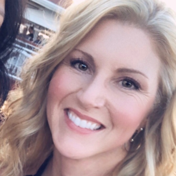 Meet your Posher, Cathy - Picture 1 of 1